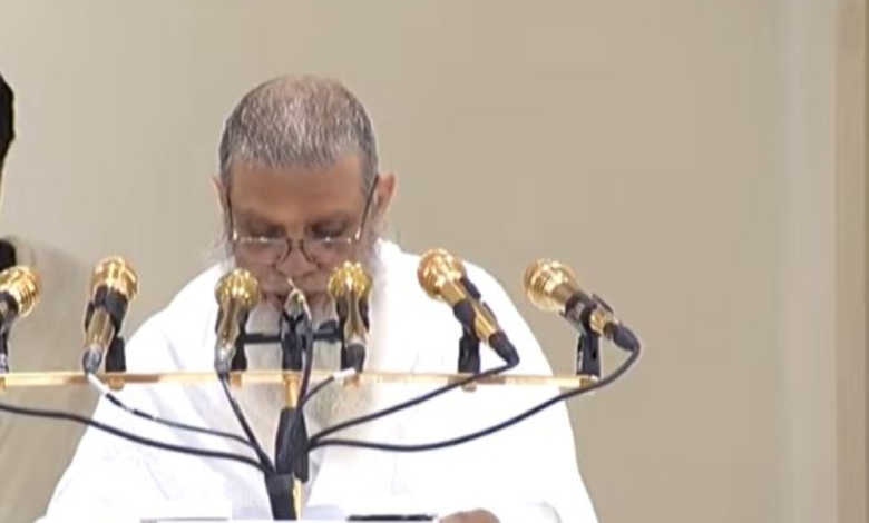 Arafat sermon: Al-Hudhaifi emphasizes the prohibition of political slogans during Hajj