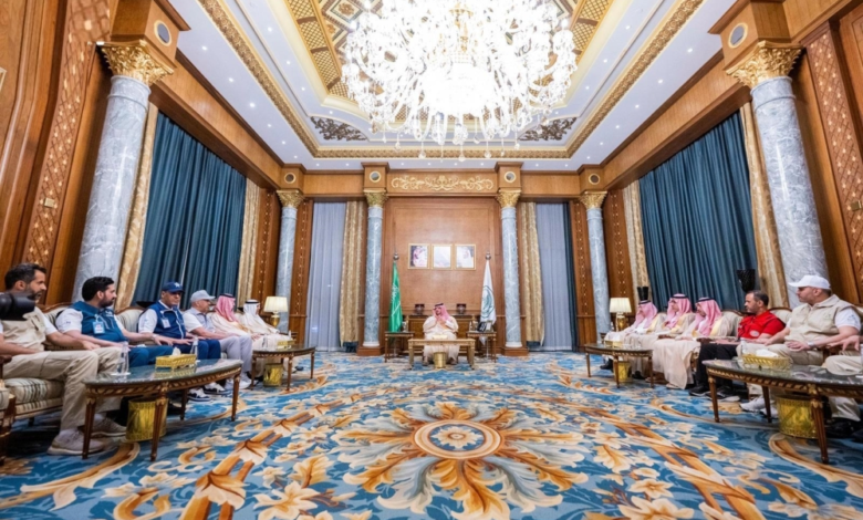 وزير الداخلية يشيد بالرعاية الصحية في الحج وكفاءة الخدمات