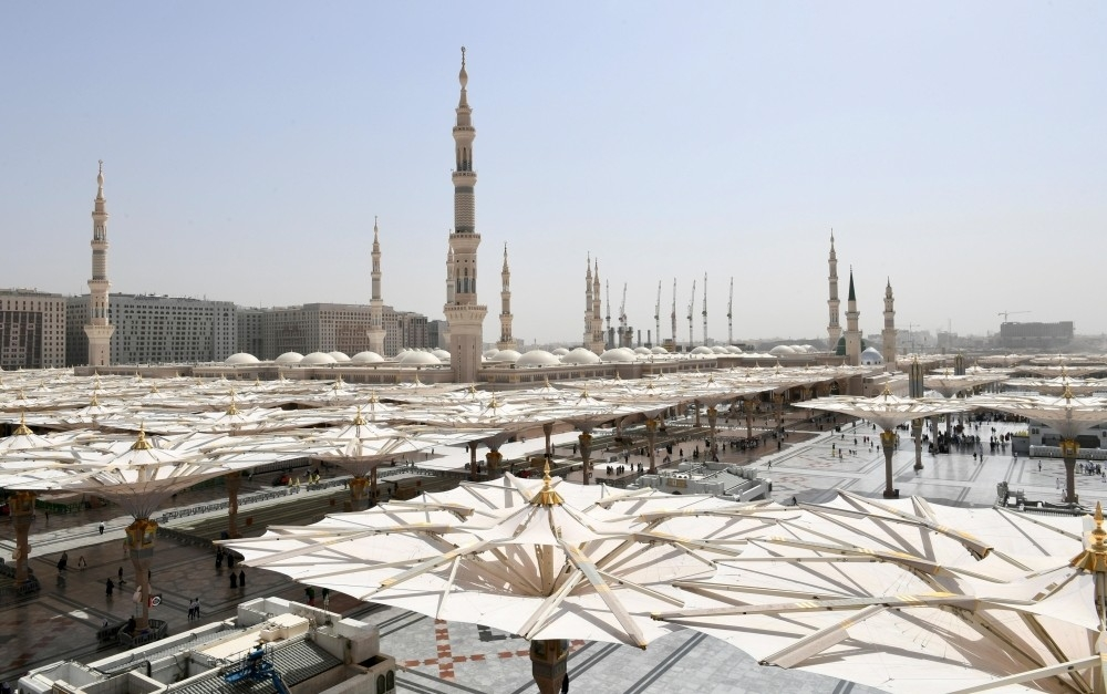 محاضرات علمية في المسجد النبوي