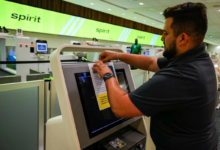 انهيار سبيريت للطيران: أسباب وتداعيات الأزمة الاقتصادية