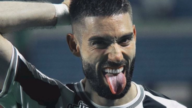 يانيك كاراسكو مستمر مع الشباب حتى 2027: تفاصيل العقد الجديد