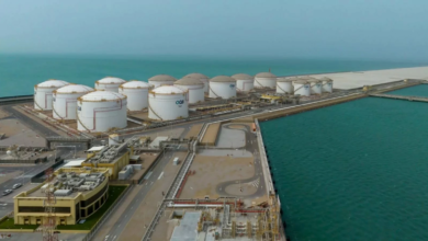 نمو صادرات عُمان النفطية 2.7% وتأثيره على الاقتصاد