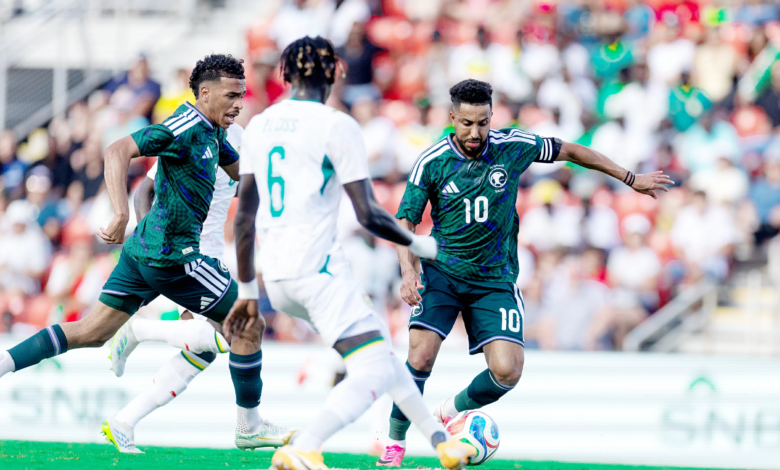 الخيبري يشيد بتطبيق لاعبي المنتخب لـ أفكار دونيس قبل المونديال