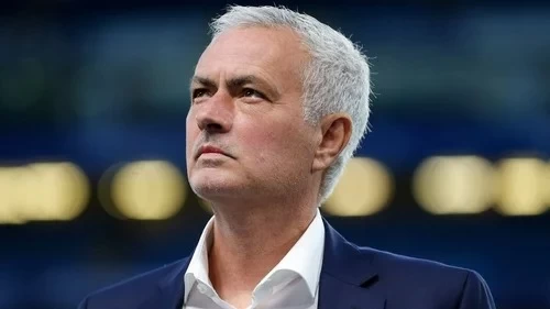 رسمياً: جوزيه مورينيو مدرباً لريال مدريد حتى 2029