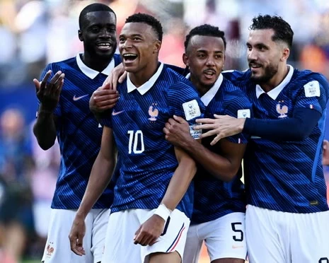 منتخب فرنسا والسنغال: فوز الديوك 3-1 بكأس العالم 2026