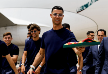 كريستيانو رونالدو يمازح رجال الأمن: فيديو طريف يجتاح الإنترنت