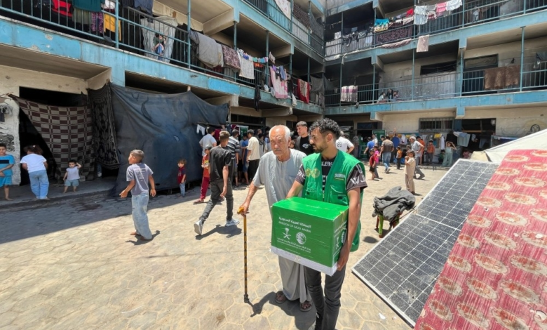 Food basket distribution in Gaza: Ongoing Saudi efforts to aid Palestinians