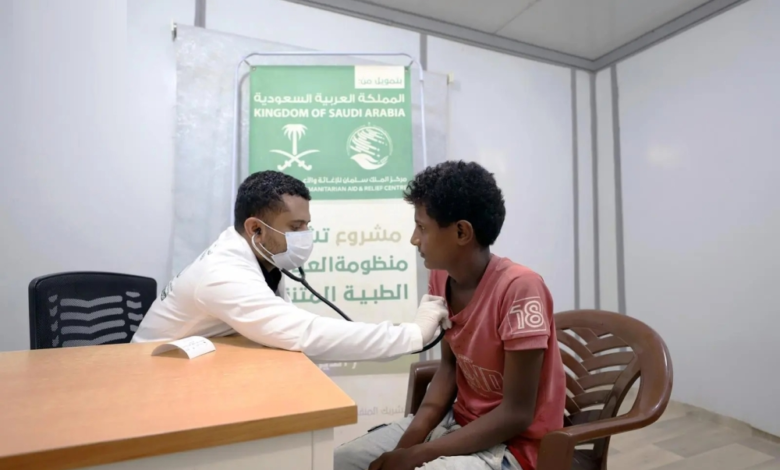 العيادة المتنقلة في حجة: خدمات طبية لـ 294 مستفيدًا