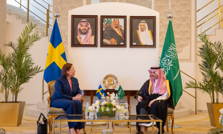 السعودية والسويد تبحثان التطورات الإقليمية والدولية