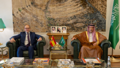 تعزيز العلاقات السعودية الإسبانية: لقاء دبلوماسي رفيع في الرياض