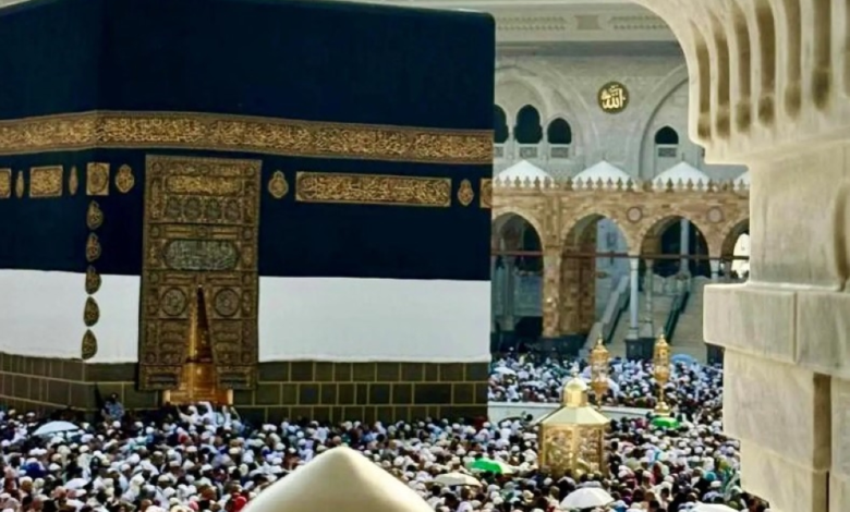 مراسم استبدال كسوة الكعبة المشرفة السنوية بالصور والتفاصيل