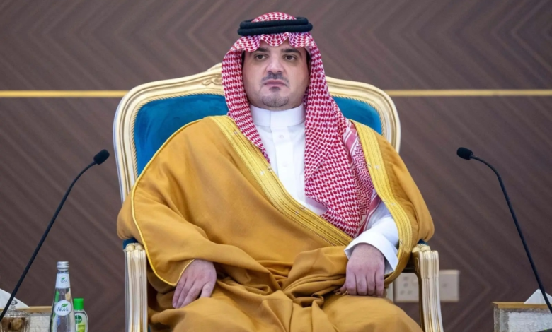 وزير الداخلية يلتقي أهالي الباحة: تعزيز للتنمية والأمن
