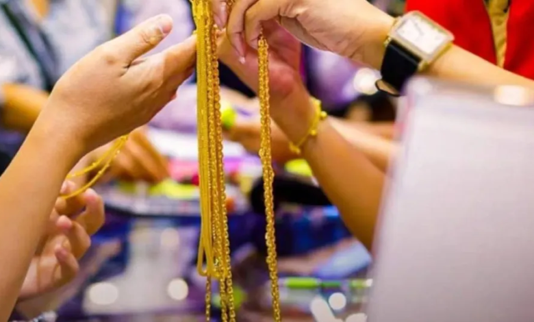 أسعار الذهب والسيارات في مصر بعد هبوط الدولار | تحليل وتوقعات