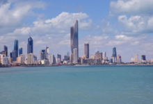 هجمات معادية في الكويت: استهداف مراكز حدودية ومنصة حفر