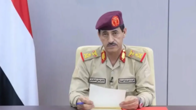 اليمن يحمل إيران مسؤولية التصعيد: توتر جديد يهدد المنطقة