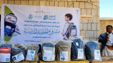 الحوثيون والدعم التعليمي: شرط الولاء يهدد تعليم أطفال اليمن