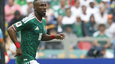 المكسيك وإنجلترا في كأس العالم 2026: من يعبر إلى ربع النهائي؟