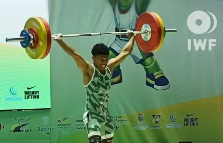 محمد العجيان يحطم الرقم العالمي لفئة الشباب في الخطف | إنجاز سعودي