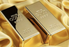 تراجع أسعار الذهب وسط التوترات الجيوسياسية وتوقعات الفائدة