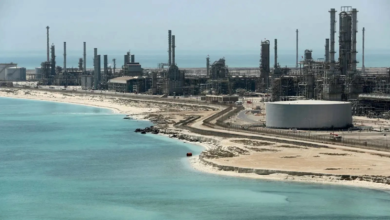 ضربات في العمق الإيراني: ترمب يأمر والنفط يقفز بأكثر من 3%