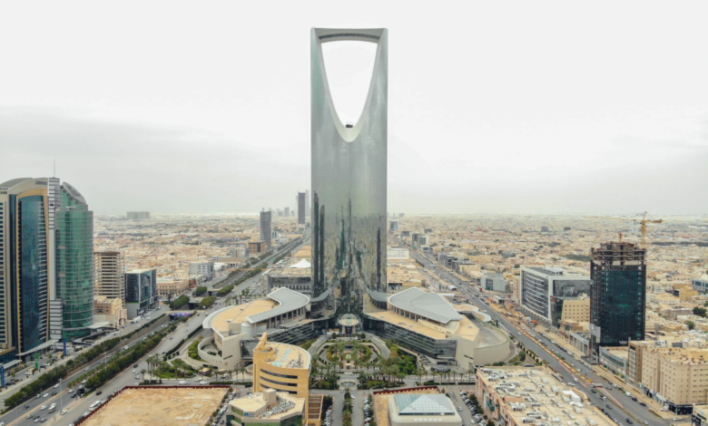 التضخم في السعودية: استقرار عند 1.8% ودلالات اقتصادية قوية