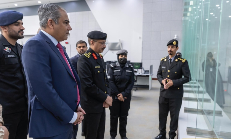 وزير الداخلية الباكستاني يزور مركز العمليات الأمنية الموحدة