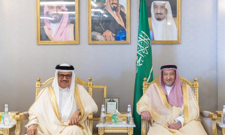 وزير خارجية البحرين في الرياض لتعزيز التعاون الاستراتيجي