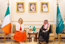العلاقات السعودية الأيرلندية: تعزيز الشراكة ومواجهة التحديات