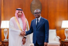 العلاقات السعودية البنينية: السفير البلوي يقدم أوراق اعتماده