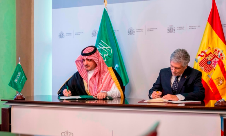 تعزيز التعاون الأمني السعودي الإسباني بوثيقة تدريب شاملة