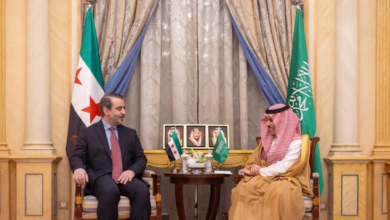 وزير الخارجية السعودي والسوري يبحثان مستجدات الأوضاع في المنطقة