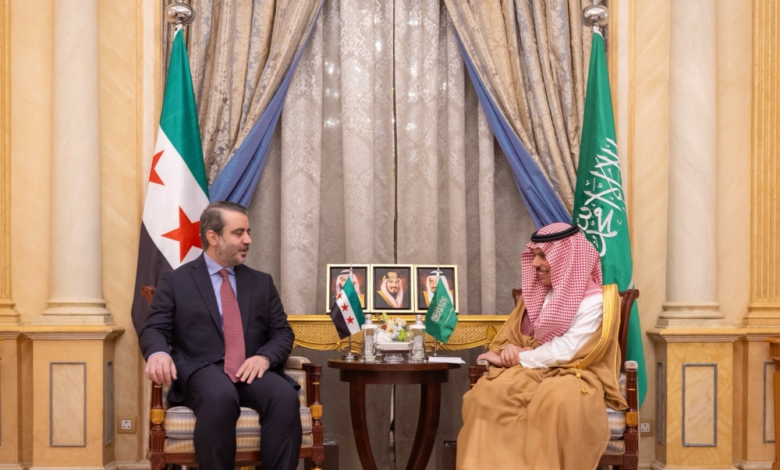 وزير الخارجية السعودي والسوري يبحثان مستجدات الأوضاع في المنطقة