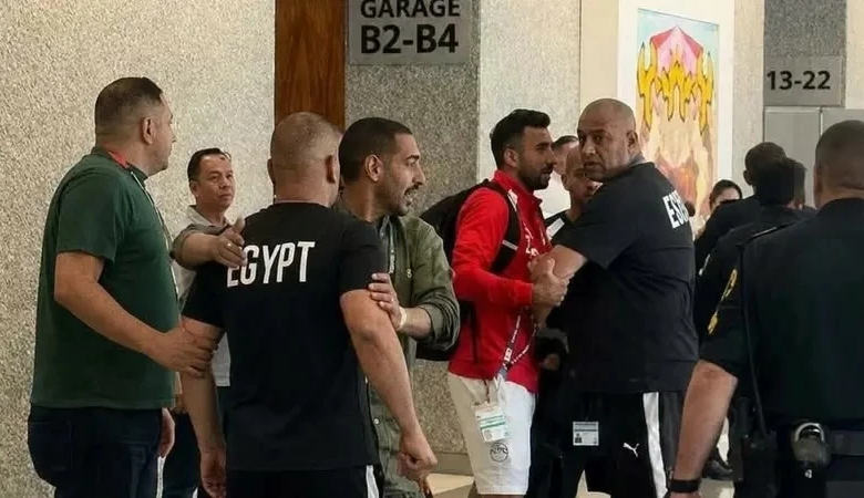 مشادة مدير منتخب مصر مع أمن أمريكي قبل لقاء أستراليا الحاسم