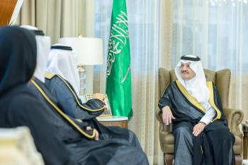أمير الشرقية يستقبل رئيس الهيئة السعودية للمياه ويطّلع على جهودها في المنطقة
