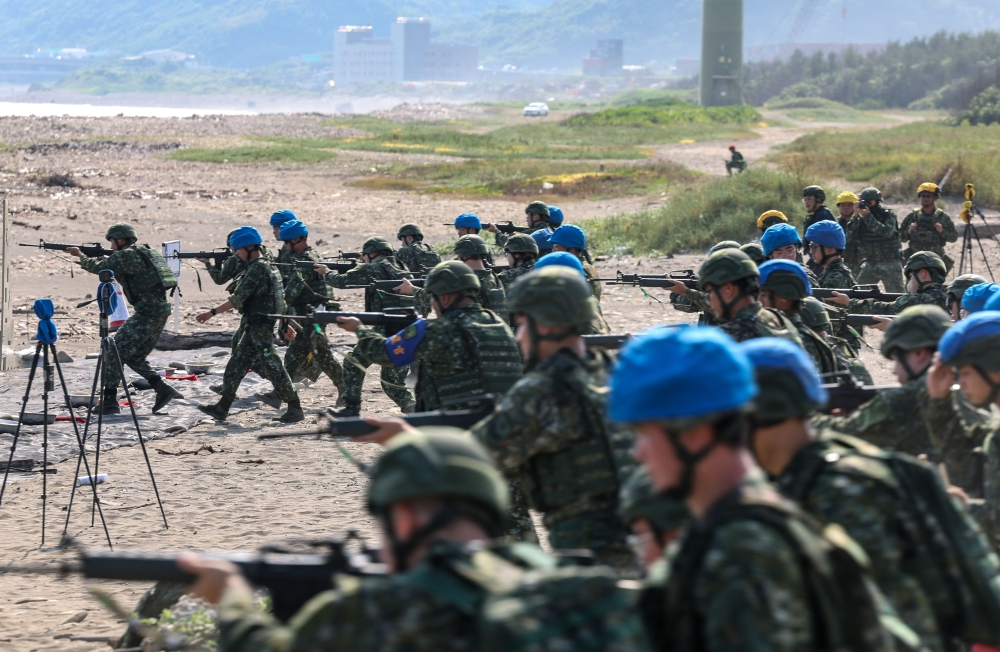 تحسبًا لغزو صيني.. تايوان تجري أكبر مناوراتها العسكرية في 2026