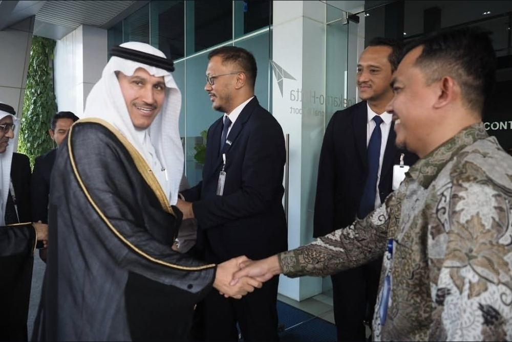ملحق النقل الإندونيسي لـ«اليوم»: نعمل على توسيع الشراكة مع المملكة من الحج والعمرة إلى النقل والاستثمار والسياحة - اليوم