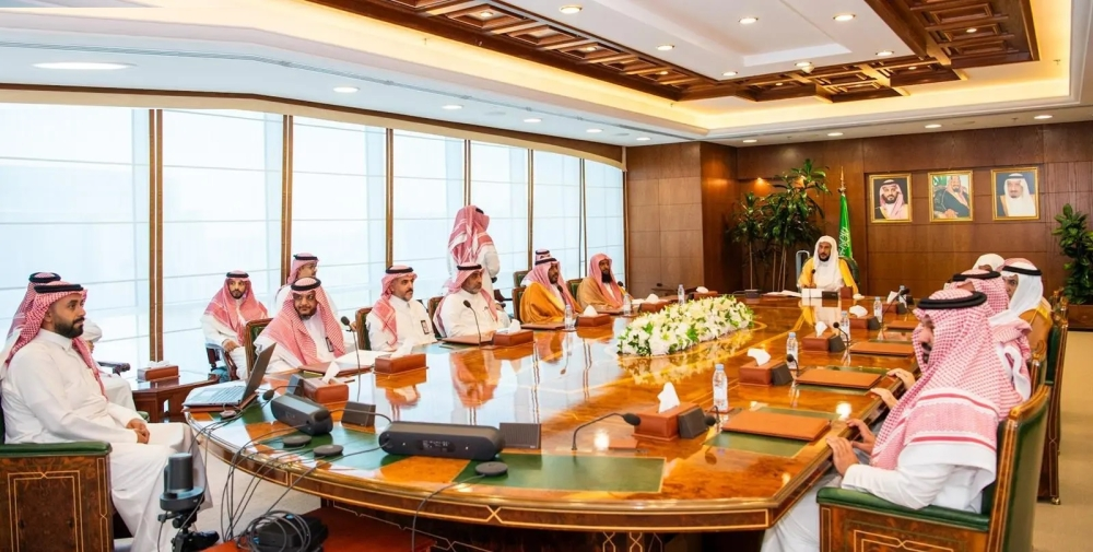 وزير الشؤون الإسلامية يدشن منصة لتعزيز الرقابة وأتمتة الخدمات في المساجد - واس