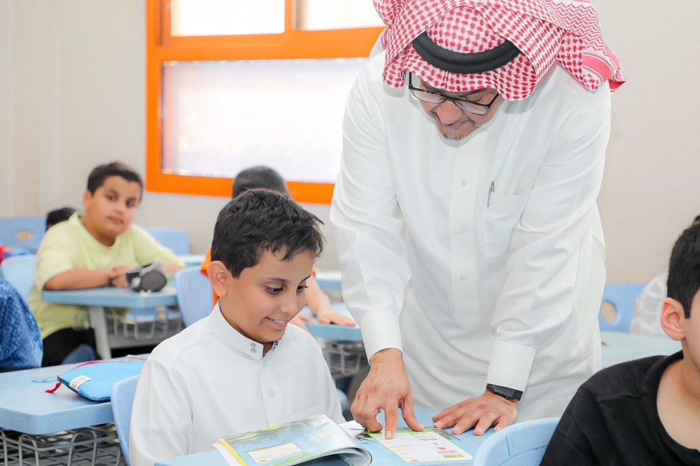 معلمون لـ «اليوم»: تنظيم «حضوري» ينقل الحضور من إثبات الوجود إلى قياس الأثر