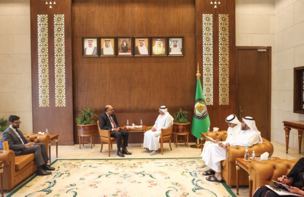 البديوي يبحث مع سفيري الهند وجورجيا تعزيز العلاقات والتعاون - مجلس التعاون
