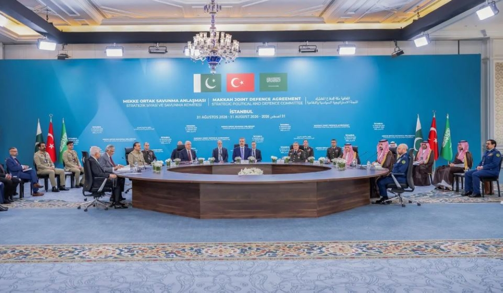 وزير الدفاع يرأس وفد المملكة في اجتماع اللجنة الإستراتيجية الدفاعية لاتفاقية مكة