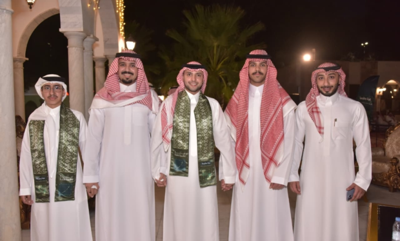 مشاعر وطنية صادقة.. مواطنون يعبرون عن فرحتهم باليوم الوطني