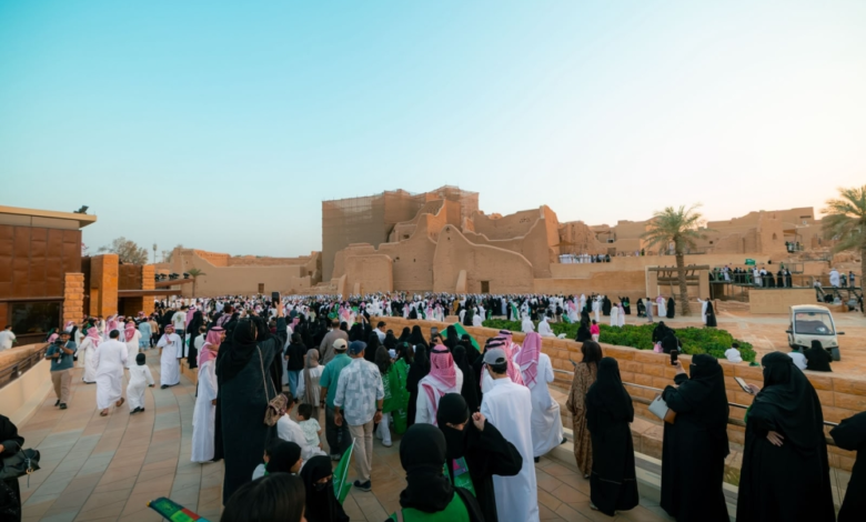 مسيرة عسكرية في الدرعية احتفاءً باليوم الوطني