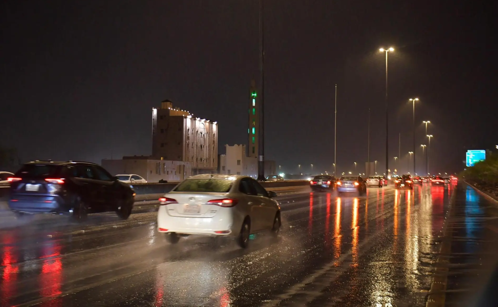 استمرار هطول الأمطار الرعدية على 9 مناطق بالمملكة - اليوم