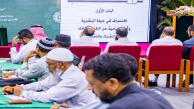 120 إمامًا وخطيبًا..